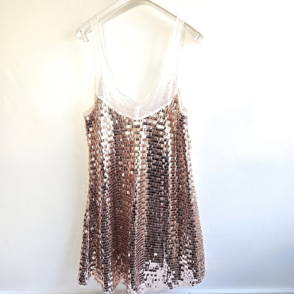New Free People Intimately Disco Fever Sequins Mesh Gold Mini Slip Dress Large - Picture 11 of 13